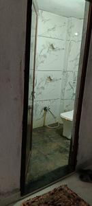 Bathroom Image of 750 Sq.ft 1 BHK Builder Floor for rent in Dwarkapuri Indore for Rs. 10000