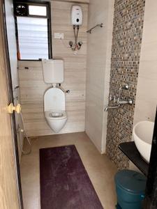 Bathroom Image of 960 Sq.ft 2 BHK Independent House for rent in Nityanand Baug CHS, Chembur Mumbai for Rs. 59000