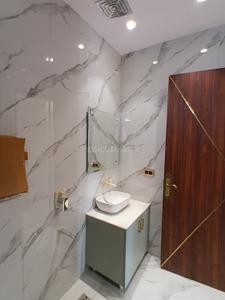 Image of 3000 Sq.ft 4 BHK Builder Floor for rent in Sector 72, Noida for Rs. 70000