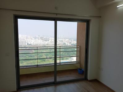 Bedroom Image of 1000 Sq.ft 2 BHK Apartment / Flat for sale in Amanora Adreno Towers, Hadapsar Pune for Rs. 13500000