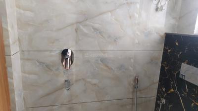 Bathroom Image of 1000 Sq.ft 1 BHK Builder Floor for rent in Sector 14 Gurgaon for Rs. 34500