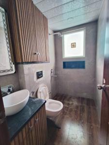 Bathroom Image of 1400 Sq.ft 2 BHK Builder Floor for rent in Sector 46 Gurgaon for Rs. 45000