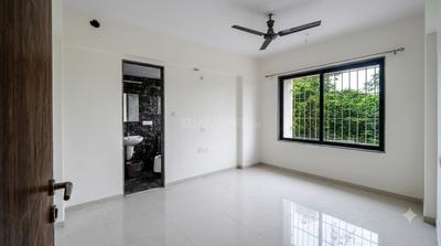 Bedroom Image of 1700 Sq.ft 3 BHK Apartment / Flat for rent in Happy Elegance, Vesu Surat for Rs. 26000