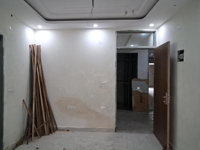 Living Room Image of 980 Sq.ft 2 BHK Apartment / Flat for sale in GCM Gomati Apartment, Sector 49 Noida for Rs. 3850000