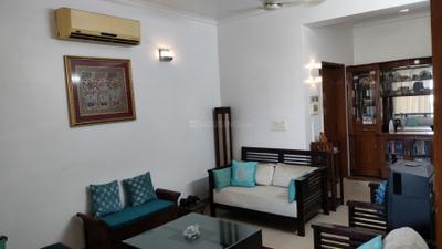 Living Room Image of 1800 Sq.ft 3.5 BHK Apartment / Flat for sale in Rudra Buildwell Jagdambe Apartments, Sector 62 Noida for Rs. 20000000