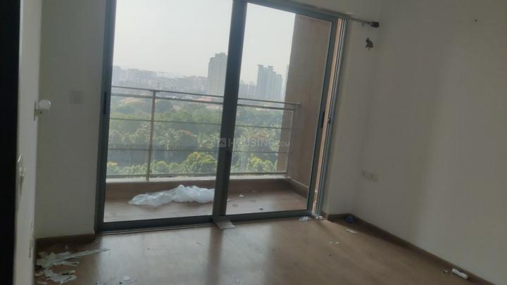 Amanora Adreno Towers Main Image 1