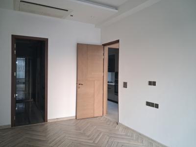 Bedroom Image of 5475 Sq.ft 5 BHK Apartment / Flat for sale in County 107, Sector 107 Noida for Rs. 158000000