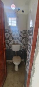 Bathroom Image of 1180 Sq.ft 3 BHK Builder Floor for sale in Shantiniketan Apartment III, South Dum Dum Kolkata for Rs. 5500000