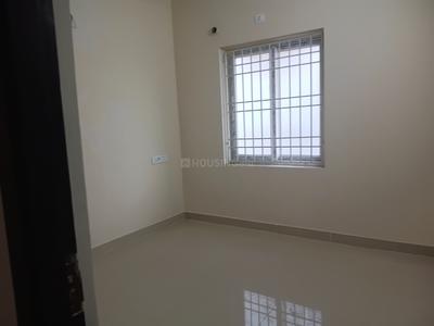 Bedroom Image of 1100 Sq.ft 2 BHK Builder Floor for rent in Kodambakkam Chennai for Rs. 40000