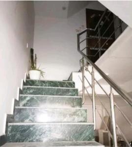 Image of 324 Sq.ft 1 BHK Builder Floor for sale in Pochanpur Colony, New Delhi for Rs. 3200000