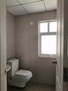 Common Bathroom Image of 1820 Sq.ft 3 BHK Apartment / Flat for rent in Shree Vardhman Victoria, Sector 70 Gurgaon for Rs. 50000