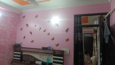 Bedroom Image of 370 Sq.ft 1 BHK Builder Floor for sale in Dwarka Mor New Delhi for Rs. 1650000
