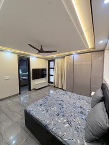 Bedroom Image of 2500 Sq.ft 4 BHK Builder Floor for rent in Vivek Vihar New Delhi for Rs. 150000