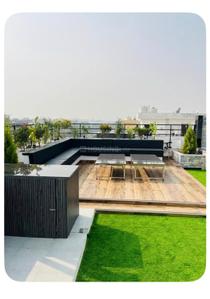 Balcony Image of 1700 Sq.ft 3 BHK Builder Floor for rent in Greenwood City Floors, Sector 45 Gurgaon for Rs. 70000