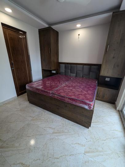 DLF Phase 3 Bedroom 1