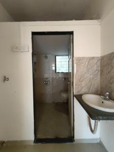 Bathroom Image of 780 Sq.ft 2 BHK Apartment / Flat for sale in Vikram Gayatri Park, Kalwa Thane for Rs. 8800000