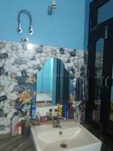 Bathroom Image of 700 Sq.ft 2 BHK Builder Floor for rent in Jhansi Rly. Settl Jhansi for Rs. 7500