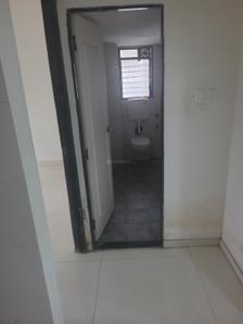 Image of 1000 Sq.ft 3.5 BHK Apartment / Flat for sale in Vengurlekars Chaitra, Andheri West, Mumbai for Rs. 28800000