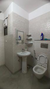 Bathroom Image of 600 Sq.ft 2 BHK Builder Floor for rent in Dashrath Puri New Delhi for Rs. 19000