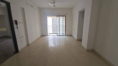 Living Room Image of 1350 Sq.ft 3 BHK Apartment / Flat for sale in Lodha Splendora, Kasarvadavali Thane for Rs. 12450000