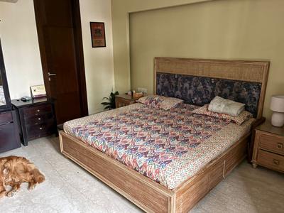 Bedroom Image of 1800 Sq.ft 3 BHK Builder Floor for sale in Sarvodaya Enclave New Delhi for Rs. 53500000