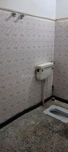 Bathroom Image of 2152 Sq.ft 3 BHK Builder Floor for rent in Gomti Nagar Lucknow for Rs. 28000