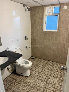Bathroom Image of 1865 Sq.ft 3 BHK Apartment / Flat for rent in Skyline Beverly Park, Amrutahalli Bengaluru for Rs. 60000