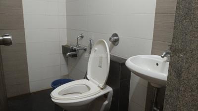 Image of 1405 Sq.ft 3 BHK Apartment / Flat for rent in Pathardi Phata, Nashik for Rs. 17000