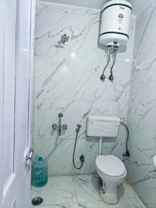 Image of 900 Sq.ft 2 BHK Builder Floor for rent in Khirki Extension, New Delhi for Rs. 25000