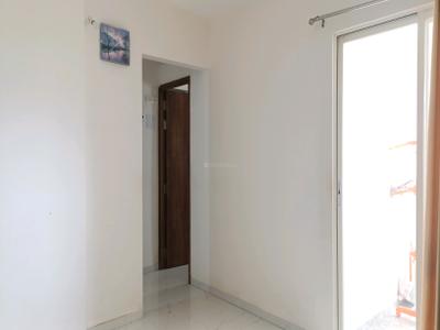 Living Room Image of 1100 Sq.ft 2 BHK Apartment / Flat for sale in Alcon Renaissant Kharadi, Kharadi Pune for Rs. 12000000