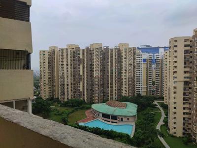 Living Room Image of 1240 Sq.ft 2.5 BHK Apartment / Flat for sale in Paramount Floraville, Sector 137 Noida for Rs. 13200000