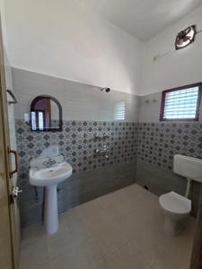 Bathroom Image of 1100 Sq.ft 2 BHK Independent House for rent in CDA Sector9 Cuttack for Rs. 13000