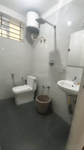 Bathroom Image of 799 Sq.ft 1 BHK Builder Floor for rent in Mahadevapura Bengaluru for Rs. 35000