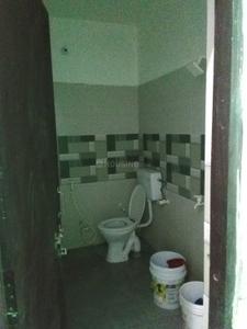 Bathroom Image of 1250 Sq.ft 2 BHK Builder Floor for rent in Krishna Nagar Lucknow for Rs. 10000