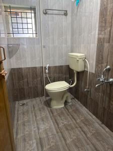 Bathroom Image of 600 Sq.ft 1 BHK Apartment / Flat for rent in Mahadevapura Bengaluru for Rs. 17000
