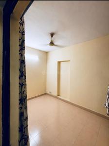 Bedroom Image of 650 Sq.ft 2 BHK Apartment / Flat for rent in Vikaspuri New Delhi for Rs. 26000