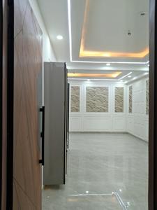 Main Entrance Image of 1700 Sq.ft 4 BHK Apartment / Flat for sale in Sector 104 Noida for Rs. 9200000