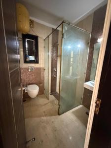 Bathroom Image of 2160 Sq.ft 3 BHK Builder Floor for sale in Mayfield Garden Luxury Floors, Mayfield Garden Gurgaon for Rs. 27500000