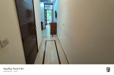 Bedroom Image of 551 Sq.ft 1 BHK Builder Floor for rent in Old Double Storey, Lajpat Nagar New Delhi for Rs. 25000