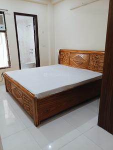 Bedroom Image of 1050 Sq.ft 2 BHK Builder Floor for rent in Sector 43 Gurgaon for Rs. 40000