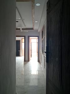 Main Entrance Image of 1000 Sq.ft 2 BHK Apartment / Flat for sale in Sector 73 Noida for Rs. 3800000