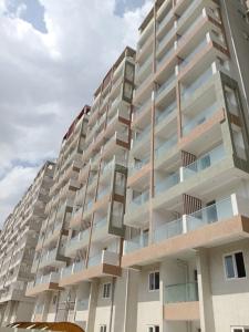 Image of 1290 Sq.ft 2 BHK Apartment / Flat for sale in Nallagandla, Hyderabad for Rs. 9417000