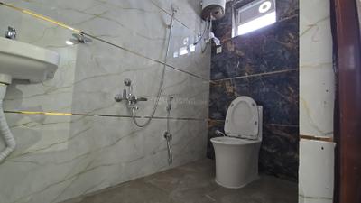 Image of 1750 Sq.ft 3 BHK Apartment / Flat for rent in Kondapur, Hyderabad for Rs. 37500