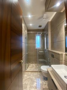 Bathroom Image of 2000 Sq.ft 3 BHK Builder Floor for sale in Green Park New Delhi for Rs. 48500000