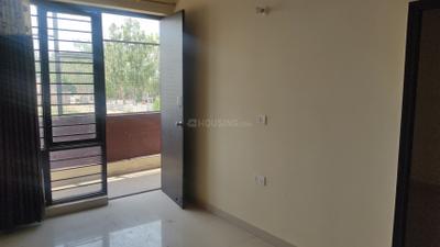 Living Room Image of 1040 Sq.ft 2 BHK Apartment / Flat for rent in Shri Radha Vintage, Nagla Sadola Mathura for Rs. 15000