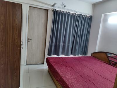 Bedroom Image of 1000 Sq.ft 3 BHK Apartment / Flat for rent in Sheetal Westpark Residency, Vastrapur Ahmedabad for Rs. 45000