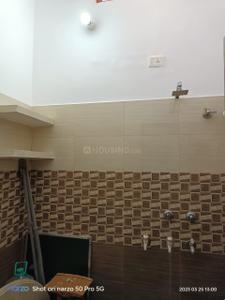 Bathroom Image of 1000 Sq.ft 3 BHK Independent House for rent in Para Lucknow for Rs. 11000