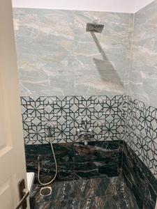 Bathroom Image of 1200 Sq.ft 2 BHK Apartment / Flat for rent in Cooke Town Bengaluru for Rs. 40000