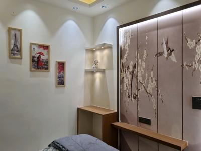 Bedroom Image of 900 Sq.ft 3 BHK Apartment / Flat for sale in Hans Luxury Floor, Nangli Sakrawati New Delhi for Rs. 6600000