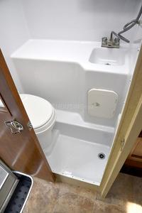 Bathroom Image of 1350 Sq.ft 3 BHK Apartment / Flat for sale in Ajanta Apartments, Vile Parle East Mumbai for Rs. 50000000